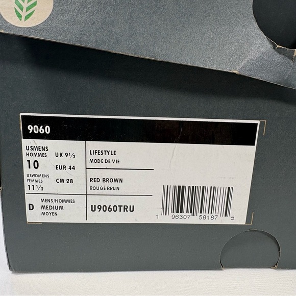 New Balance 9060 Cherry Blossom Size M10/W11.5 with Box - Picture 8 of 8